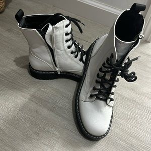 White combat boots never worn